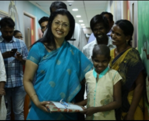 Gautami Tadimalla Visited VS Cancer Hospital In Chennai